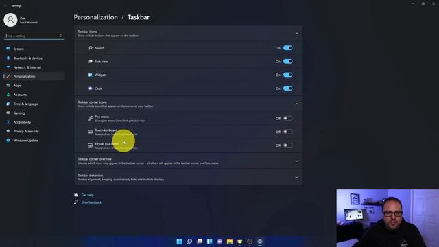 How to Move Taskbar Icons to the Left Corner - Windows 11 смотреть онлайн