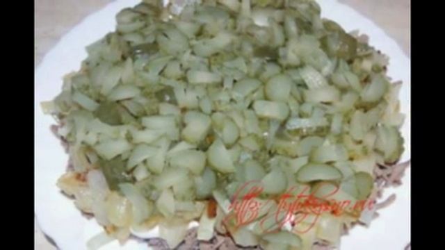 Слоеный салат с куриной печенью смотреть онлайн