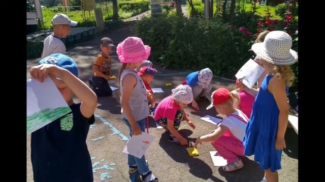 Неделя дружбы Рисуем на асфальте смотреть онлайн