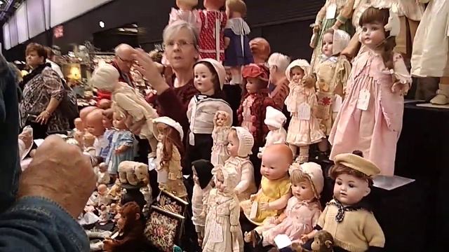 Грандиозная выставка кукол в Голландии. Репортаж Юлии Дмух смотреть онлайн
