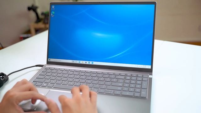 MỞ HỘP - XỊT : DELL Inspiron 15 - 5510 Lựa Chọn Phù Hợp Để Thay Thế Cho DELL Inspiron 14 - 5410 ! смотреть онлайн