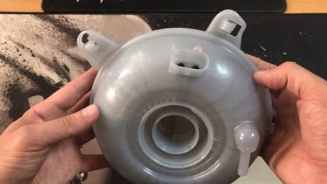 5Q0121407G Бачок расширительный VW, Skoda, Audi, Seat смотреть онлайн