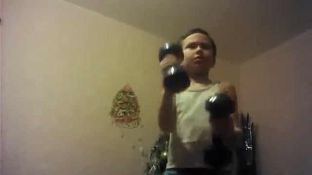 Как правильно выполнять упражнения с гантелями! смотреть онлайн