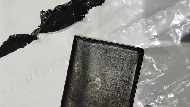 Получил от ОЗОНа возврат - экранирующий кожаный чехол из нового превратился в Б/У!.. смотреть онлайн