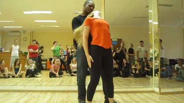Leonardo & Layssa Zouk Workshop in Moscow! смотреть онлайн