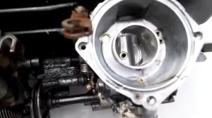 Cracked Carb...!... Why ME...?!?! -1985 Honda Magna V30 project 10