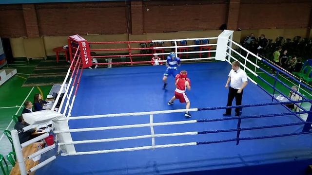 Бокс. Бой Степан в синем))крестник) смотреть онлайн