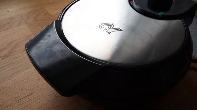 HONG KONG PEANUT BUTTER & CONDENSED MILK WAFFLES RECIPE!! (VEGAN) 純素香港格仔餅