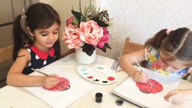 Как нарисовать Божью коровку!Урок рисования для детей от 3 лет. смотреть онлайн