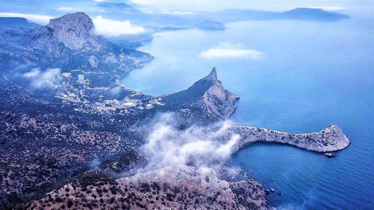 КРЫМ 2022 - зачем СЮДА Ехать. Путешествие по краю пропасти. ЛУЧШЕЕ МЕСТО которое меня поразило. смотреть онлайн