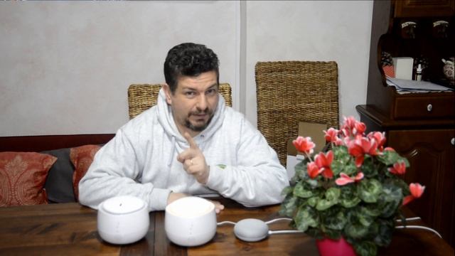 Zemismart Diffusore di aromi olio essenziale umidificatore Lampada a LED RGB смотреть онлайн