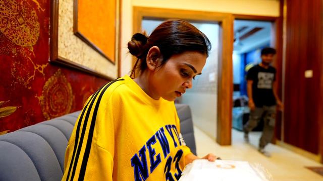 GOLU PAYAL NE LIYA DAIMOND KA PURSE | FAMILY FITNESS смотреть онлайн