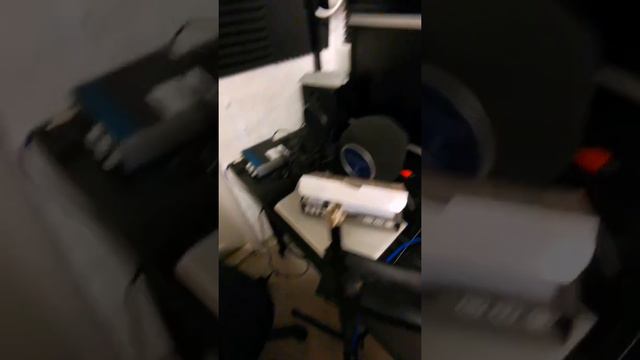 Trying out my new Røde NT3 studio mic смотреть онлайн