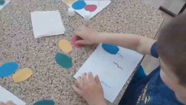 Дошколята делают воздушные шарики смотреть онлайн