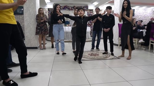 Toydakilar elə Oynadi ki, maraga sebeb oldu ? Yox Bele Şey Olmaz..!!! смотреть онлайн