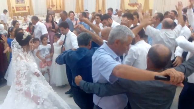 Свадьба в Каспийске красивый танец жениха смотреть онлайн