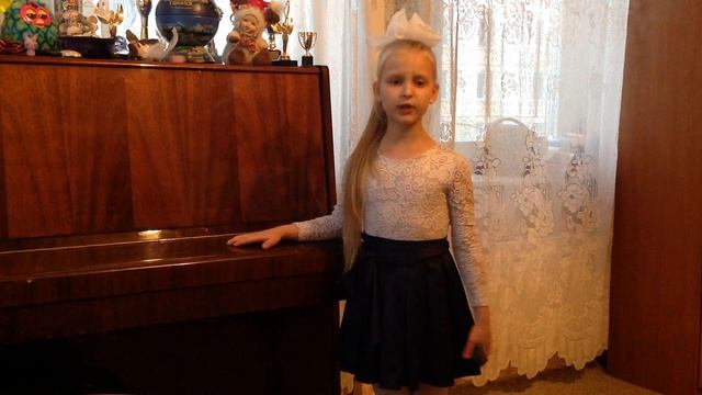 Страна читающая — Виктория Ефимцева читает произведение «Саша» Н. А. Некрасова смотреть онлайн