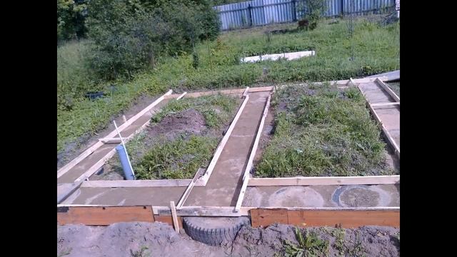 Фундамент под баню 5х5,5 м. на покрышках. смотреть онлайн