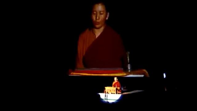 Ani Choying teaching the OM MANI PADME HUM mantra YouTube смотреть онлайн