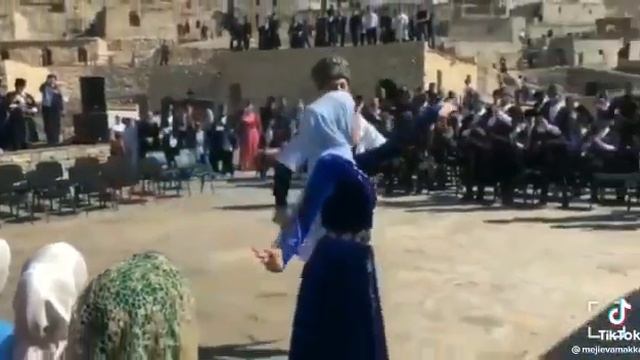 Чеченская музыка и огненные танцоры. Село Нашха смотреть онлайн