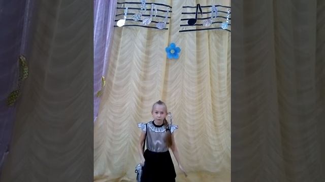 Прохорова Полина читает стихотворение Агнии Барто "Балет" смотреть онлайн