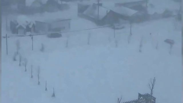 Japan Suffering Again! Snowstorm: Record Snowfall, Stranded Vehicles and Blackouts! смотреть онлайн