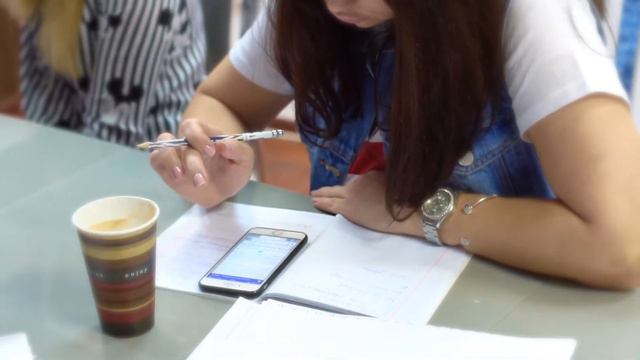 Отзыв Элис про занятия в группе и по Skype | Capital School Center смотреть онлайн