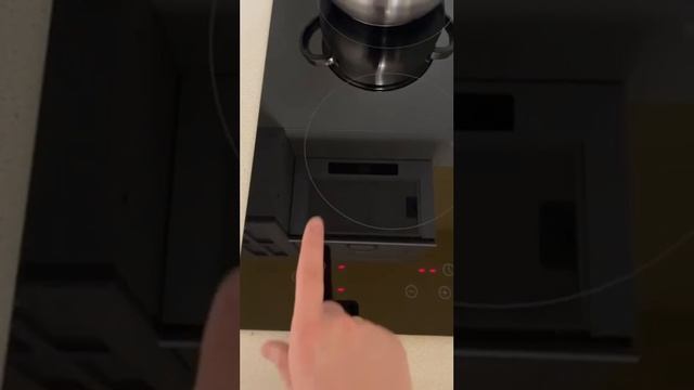 Индукционная плита Maunfeld. Как включить и разблокировать смотреть онлайн