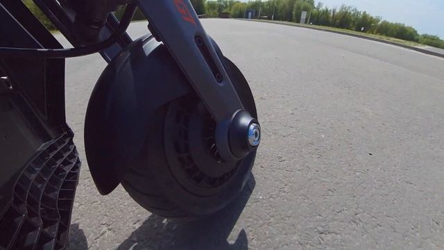 Segway GT2 лучший дизайн среди электросамокатов! смотреть онлайн