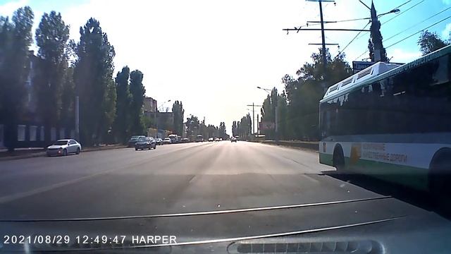 Неуважение к водителю на Матизе. Одна поездка. смотреть онлайн