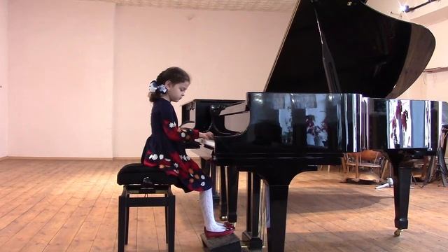 Н. Торопова "Мурка танцует" исп. Голденберг Галина-Камелия 6 лет смотреть онлайн