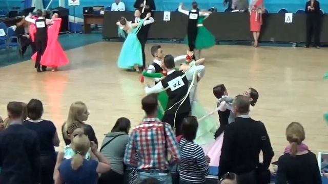 Первенство МФТС Юниоры-2 С кл. 1/8 фин. Танго. Медленный фокстрот смотреть онлайн