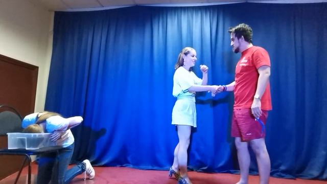 Таз с водой смотреть онлайн