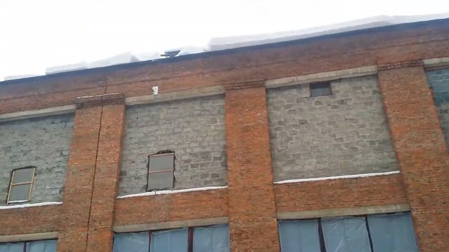 Фольцваген раздавило снегом смотреть онлайн