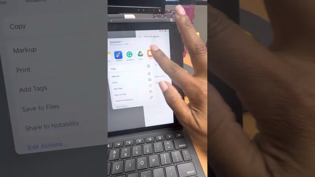 Saving Google Docs as PDFs on iPad смотреть онлайн