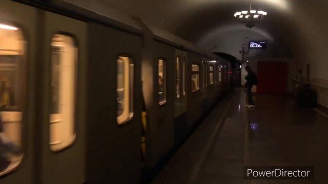 Парад поездов Московского метрополитена 2022 смотреть онлайн