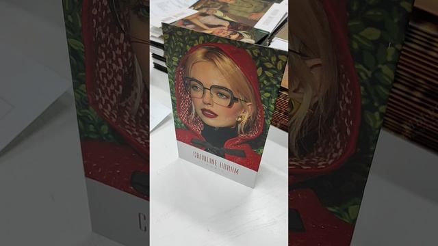 Настольные таблички с кашировкой и ножкой из картона смотреть онлайн