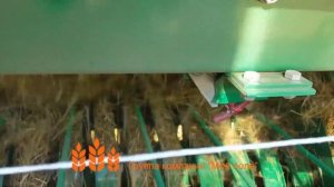 Пресс подборщик ПР-110 (Унисибмаш) в работе