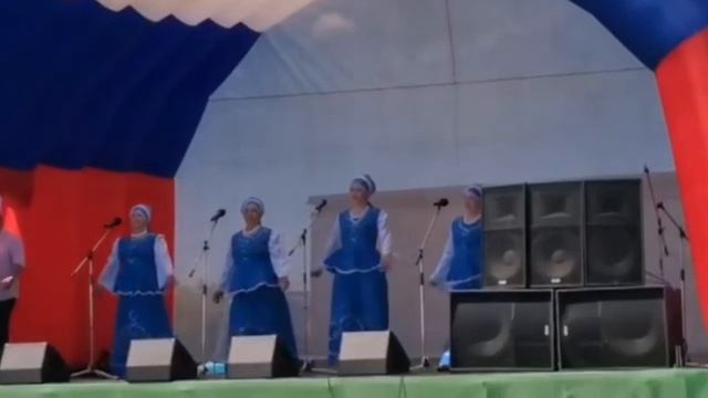 Рус. народ. песня "На горе колхоз", смотреть онлайн
