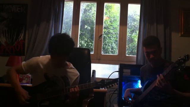 Paramore - CrushCrushCrush (Bass & Guitar Cover) смотреть онлайн