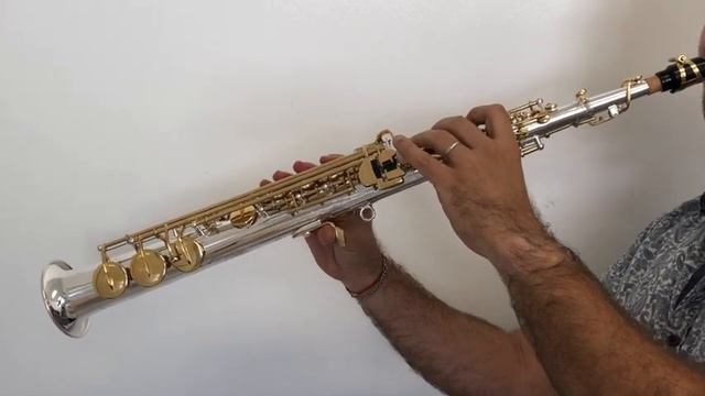 Saxofon Soprano YANAGISAWA Replica смотреть онлайн