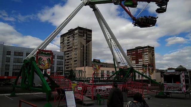 Магнитогорск Карусель на гостинке 18.06.2018 смотреть онлайн