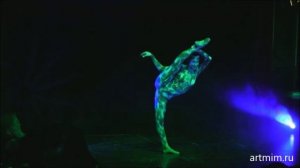 "Змея" - танцевально-акробатический номер/ "Snake" - Dance crobatic