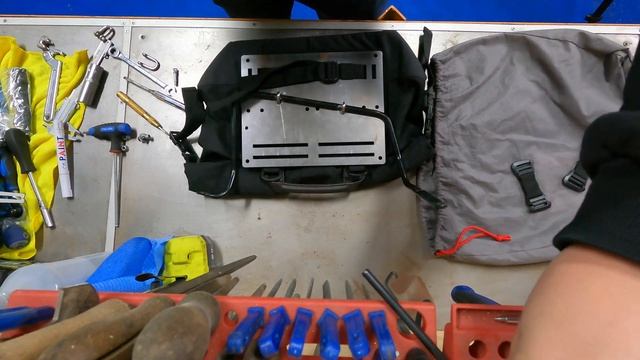 Кастомное крепление бокового кофра Givi на Ducati monster part1 смотреть онлайн