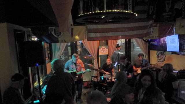THE BLUE ZONE LIVE -A NITE FULL OF BLUES-SHAKE YOUR MONEY MAKER смотреть онлайн
