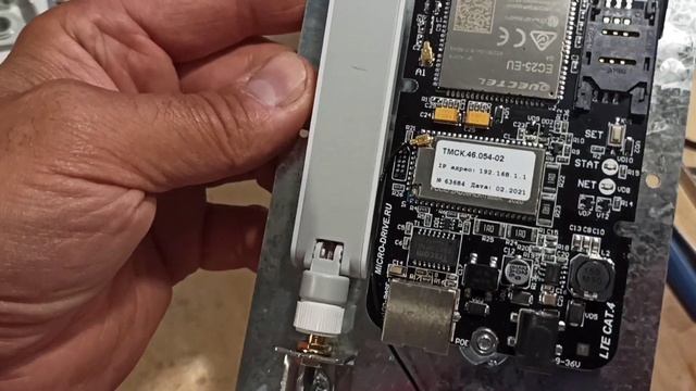 Определить поляризацию Petra-12 MIMO антенны и собрать крутой WiFi LTE роутер_КоПСС смотреть онлайн