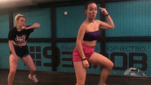 ТВЕРК BOOTY DANCE ДЛЯ КРУТЫХ ДЕВЧОНОК! Обучение с нуля. Карантин. Покори всех мужчин новой собой! смотреть онлайн