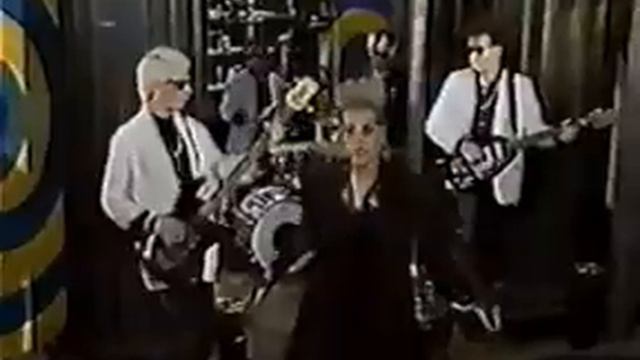 The Glove (Steven Severin & Robert Smith) - Punish Me With Kisses - 1983 смотреть онлайн