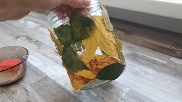 Фонарик из банки своими руками) смотреть онлайн