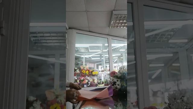 Шикарный букет с Гортензией смотреть онлайн